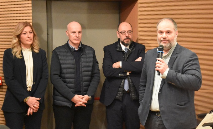 Φωτογραφία Πολιτισμική Επίσκεψη Στρατιωτικών της NRDC–GR στο κτίριο της Σχολής Αριστοτέλους στη Νάουσα